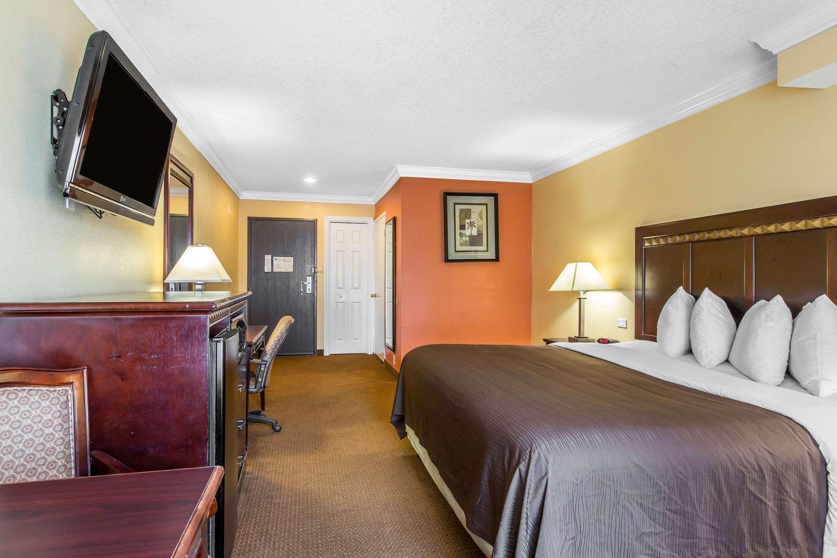 Quality Inn & Suites Bell Gardens-Los Angeles Eksteriør bilde